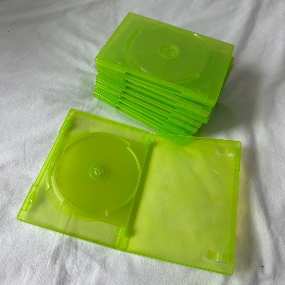 8 empty double disc Xbox game cases